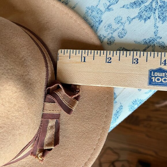 Bollman Girls VTG F1LAWS 100% Wool Felt Tan Fedora w/ Attached Ear Scarf USA S–M - Picture 8 of 9